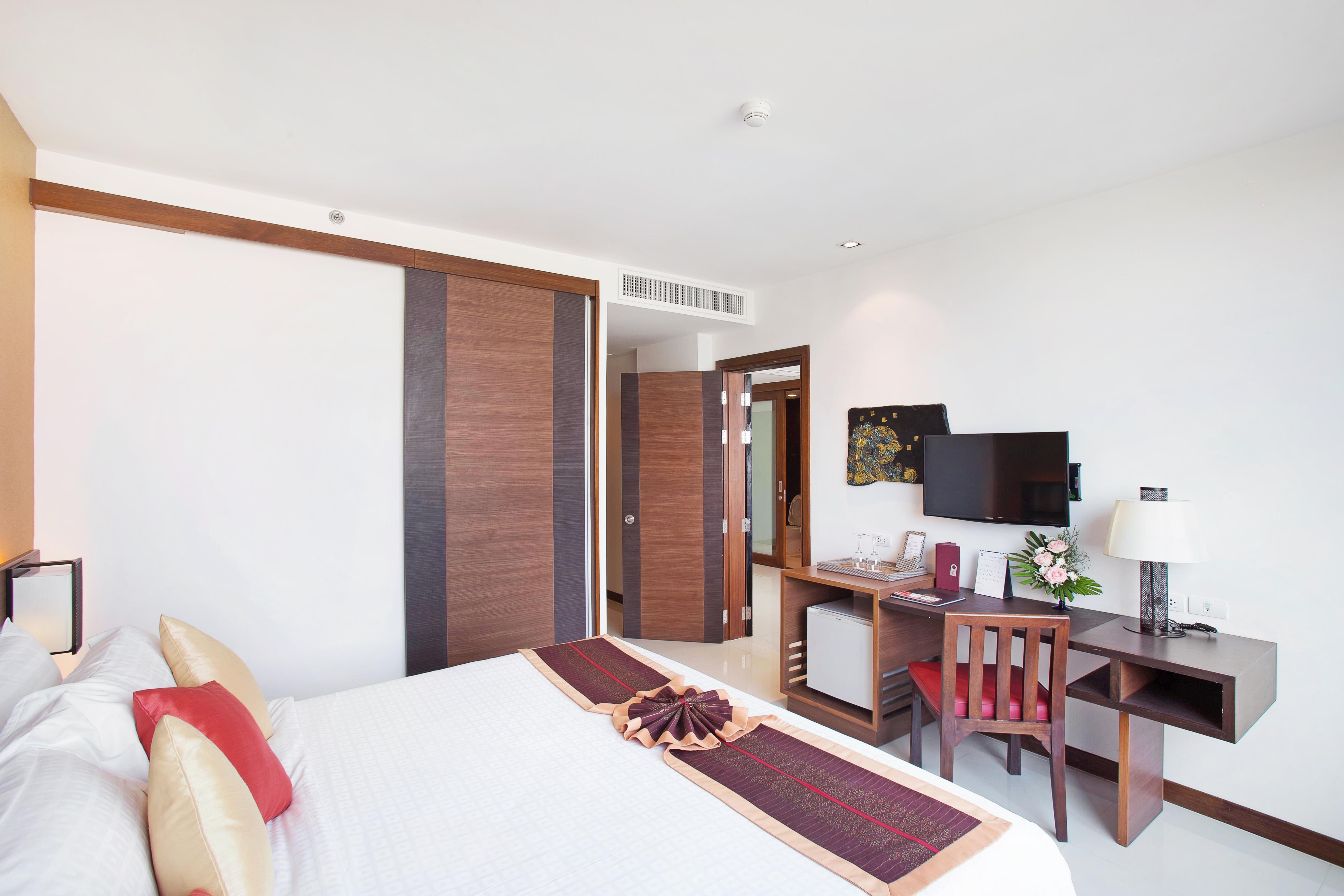 Mida Grande Hotel Dhavaravati Nakhon Pathom - Sha Plus Екстериор снимка
