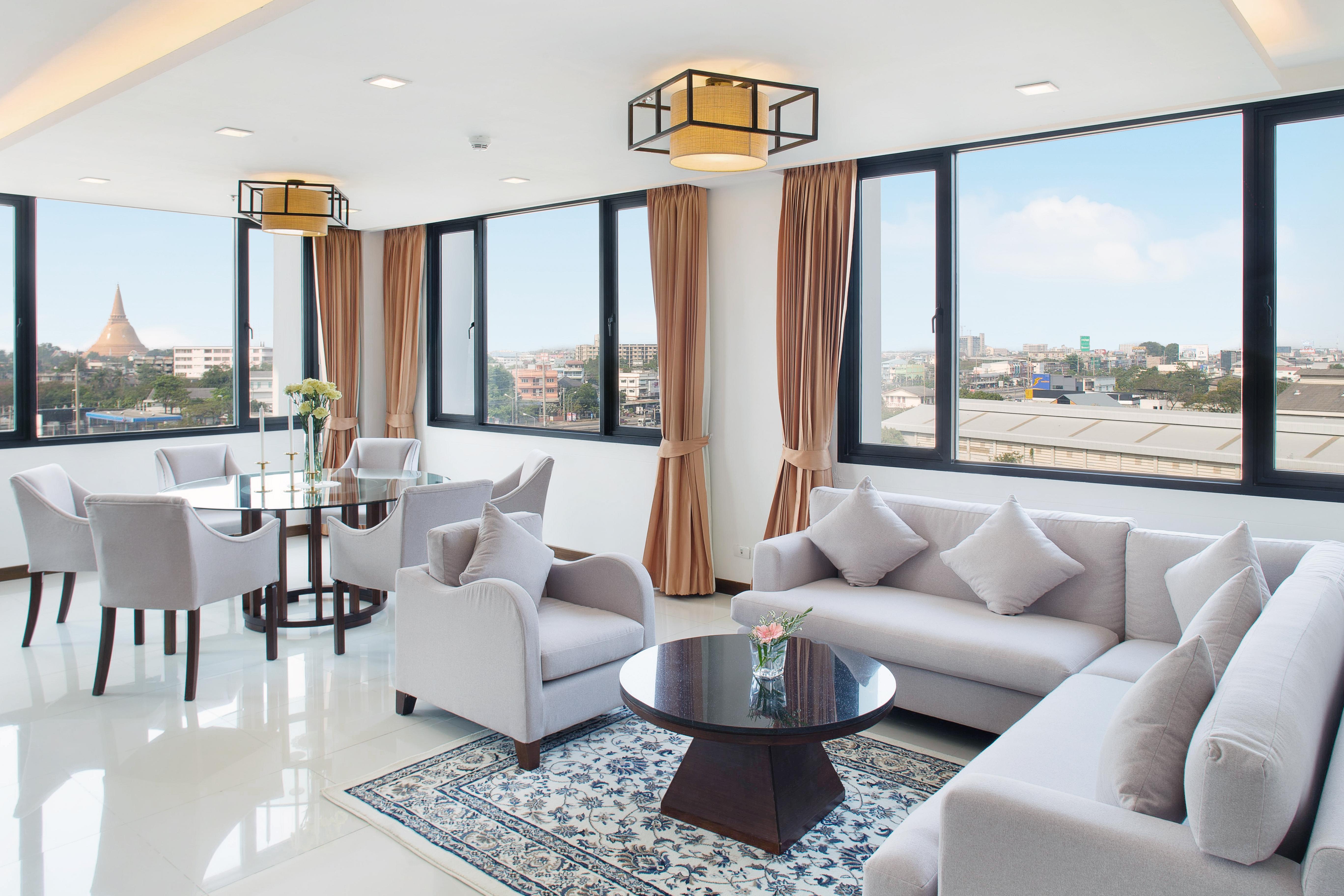 Mida Grande Hotel Dhavaravati Nakhon Pathom - Sha Plus Екстериор снимка