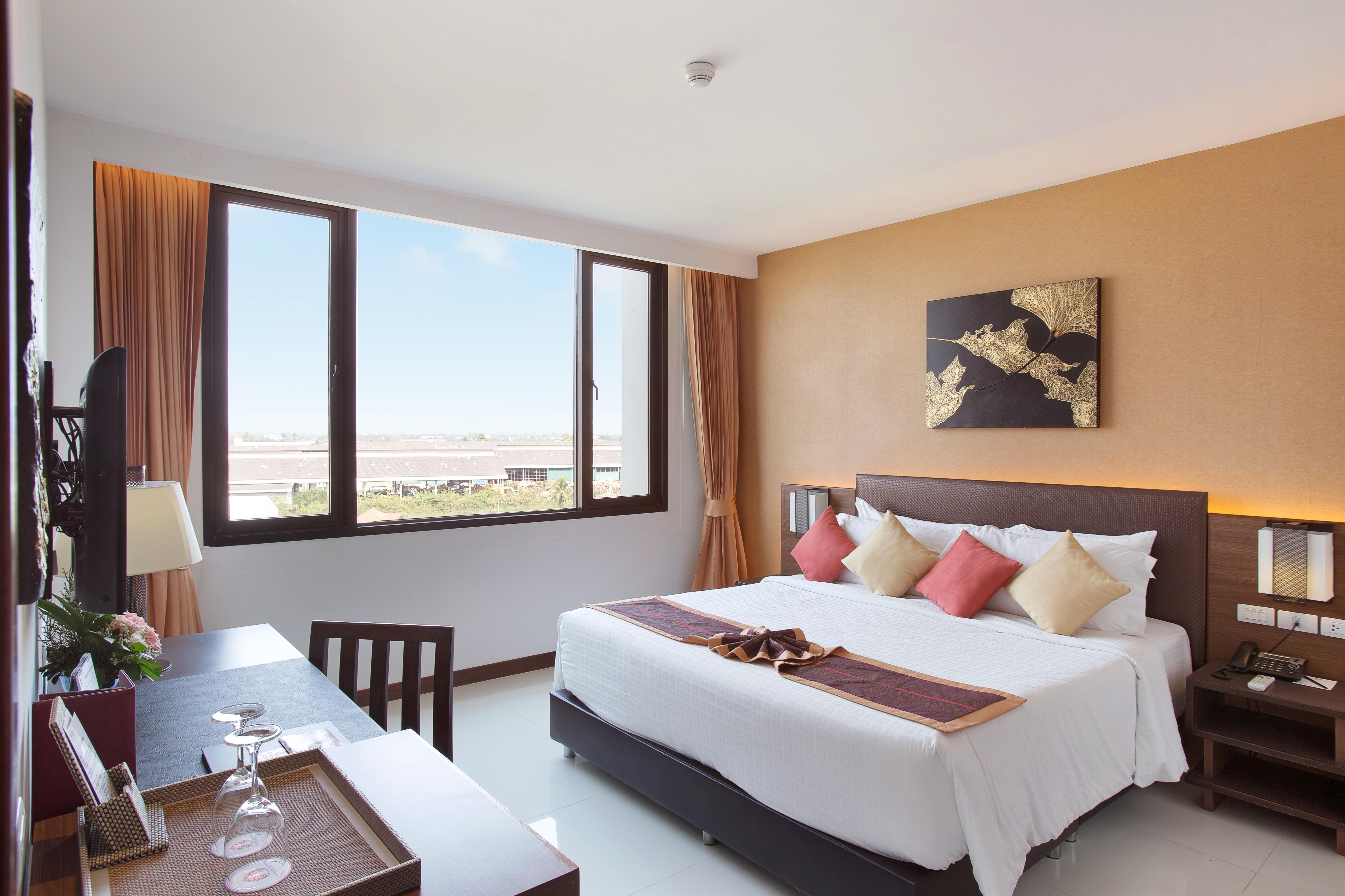 Mida Grande Hotel Dhavaravati Nakhon Pathom - Sha Plus Екстериор снимка