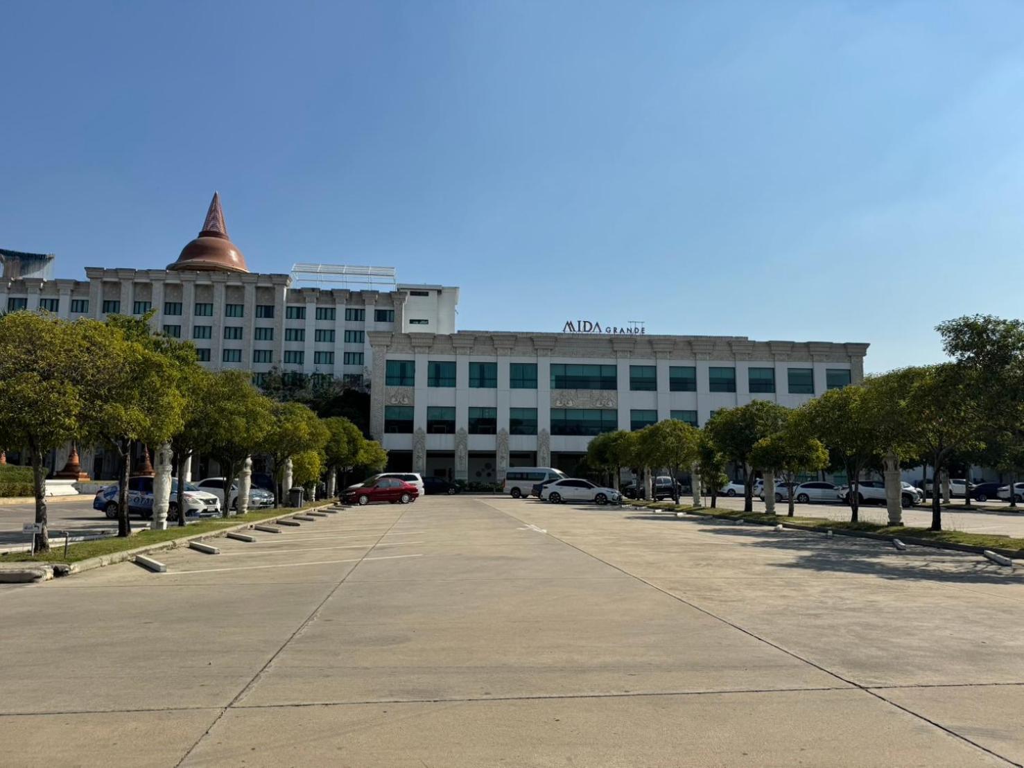 Mida Grande Hotel Dhavaravati Nakhon Pathom - Sha Plus Екстериор снимка